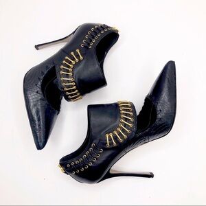 SERGIO Rossi Black leather studded accent pumps
